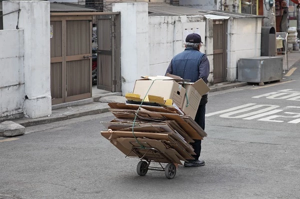 감자 5알 훔친 노인에게 사형 선고나 다름 없는 상황 펼쳐졌다