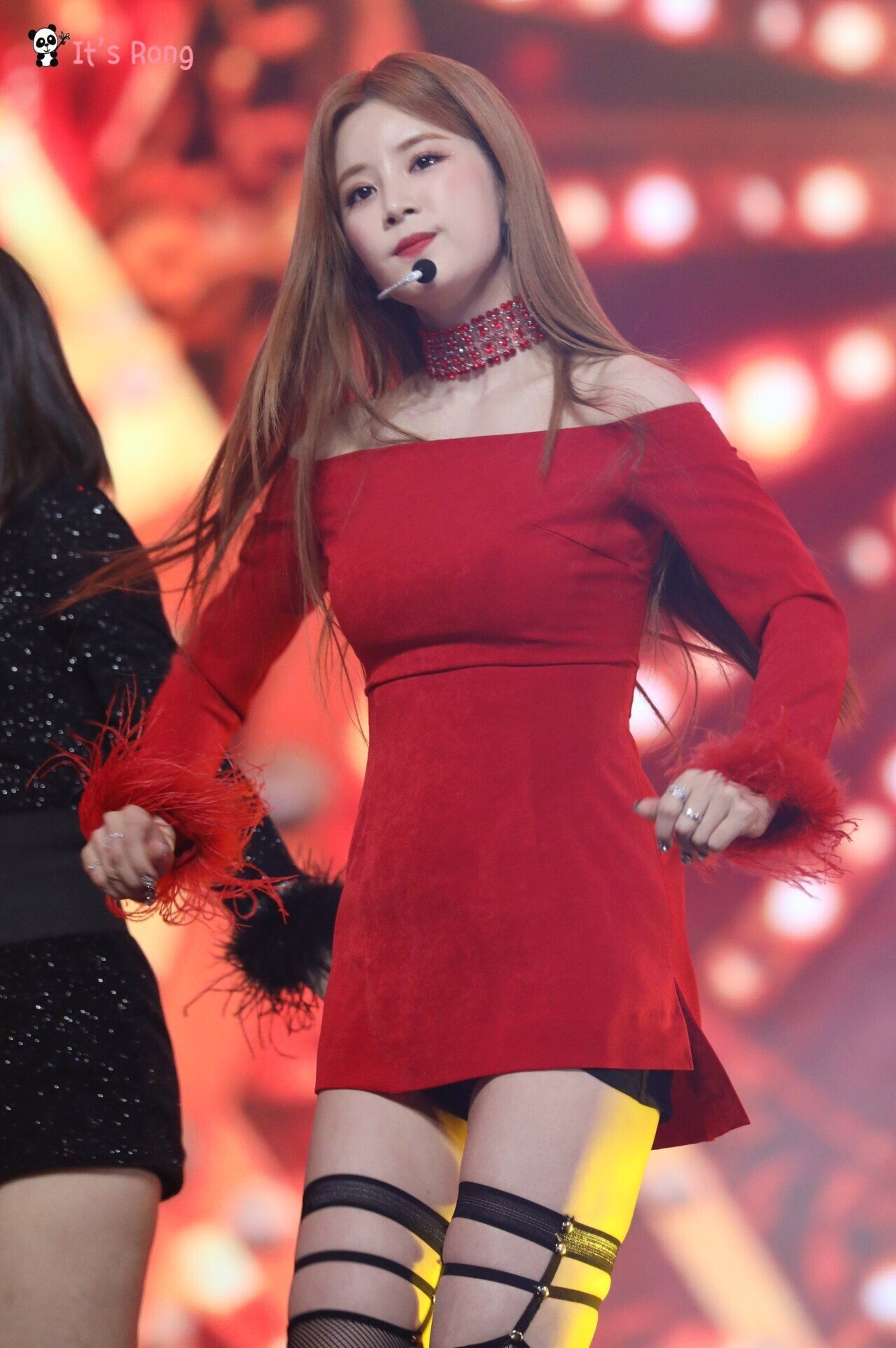 에이핑크 박초롱 가터링 무대의상 - 꾸르